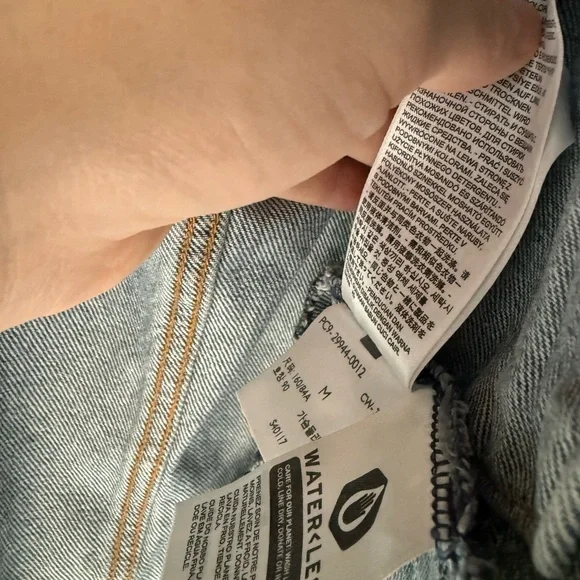 Levi's Denim Jacket - Picture 3 of 4